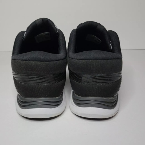 New Balance 711 WX711GZ2 Athletic Shoes Women’s Size 9 (B) Black White - Picture 7 of 10